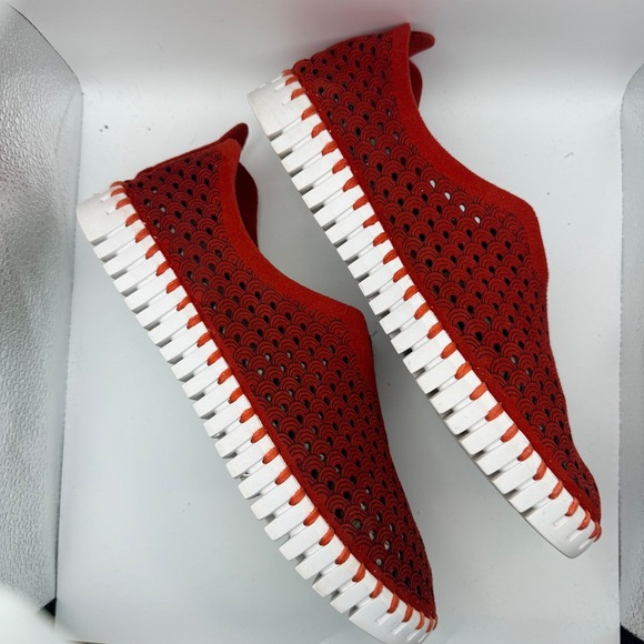 Ilse Jacobsen Tulip 139 Red Laser Cut Slip On Sneakers Womens Size 38 Minimalis - Picture 4 of 7